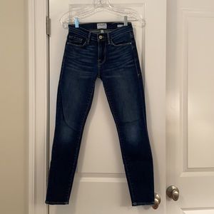 Frame Le Skinny de Jeanne Crop